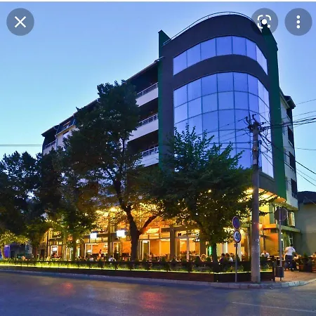 Queen 2 Nis Exterior photo
